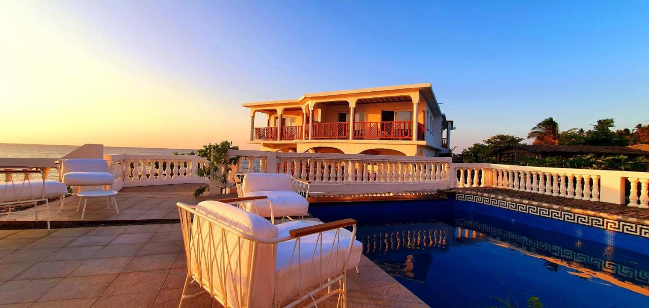 Al Camar Lodge Ndzaouze Екстериор снимка