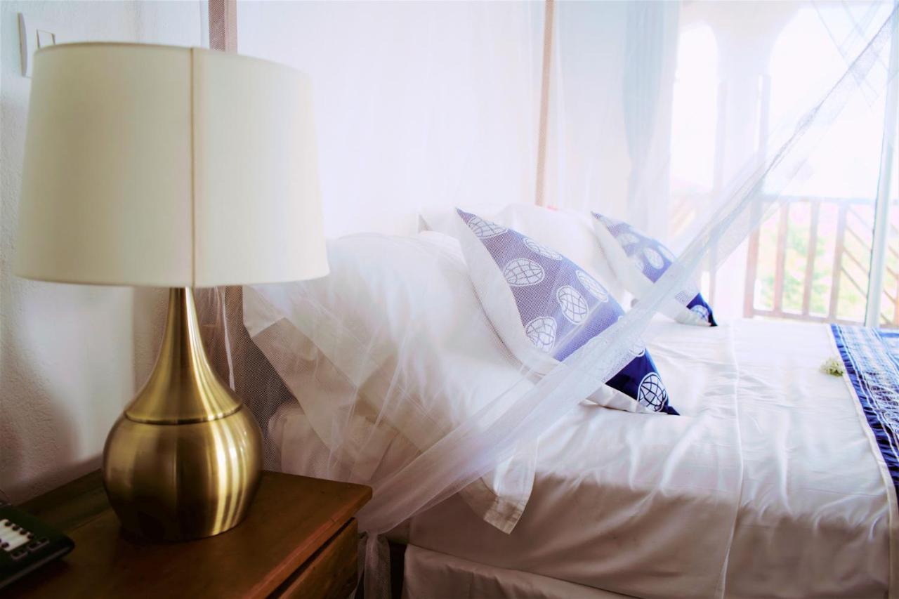Al Camar Lodge Ndzaouze Екстериор снимка